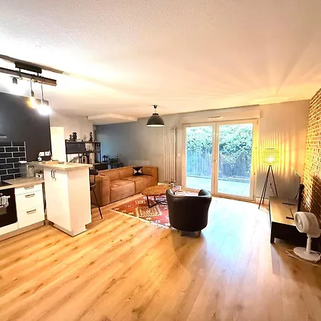 2 Chambres Climatises- 70 M2 - Montpellier Proche Centre Ville - Terrasse 50M2- Parking Inclus Appartement *